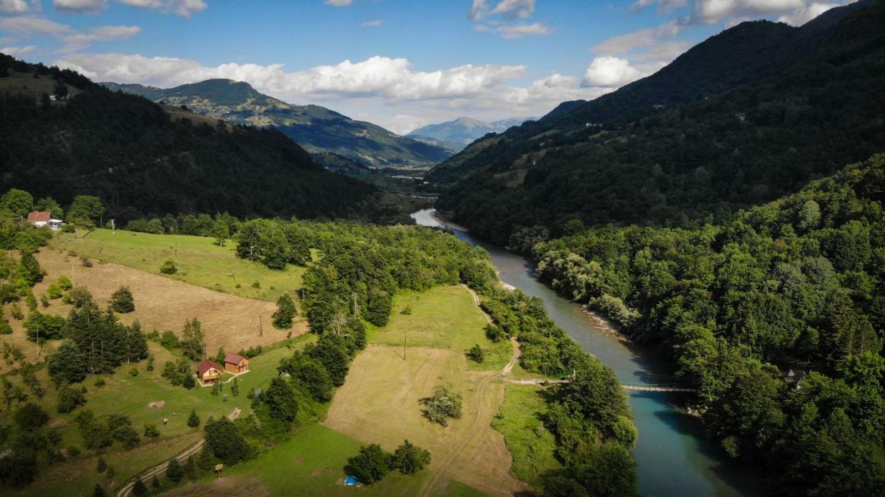 Taramour Cottages. Mojkovac Luaran gambar